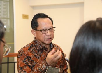 Mendagri: 106 Ribu Pakaian Baru Akan Disalurkan ke Warga Terdampak Bencana di Sumatra