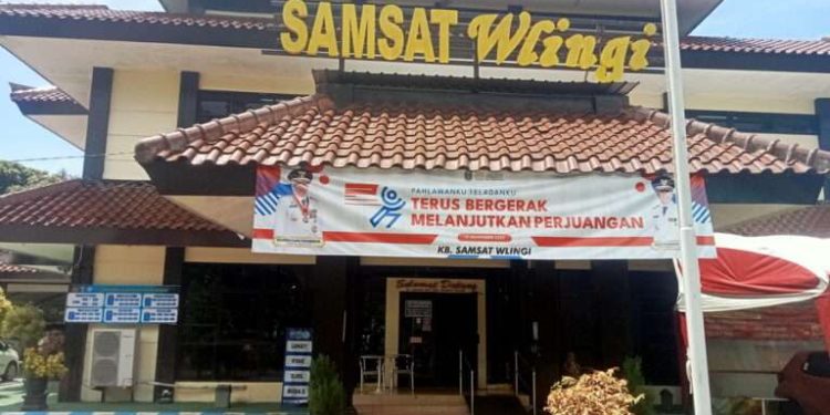 Samsat Wlingi Utamakan Pelayanan Prima bagi Wajib Pajak di Awal 2026