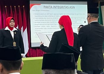 Ketua PN Jakpus Pimpin Penandatanganan Pakta Integritas Hakim dan Aparatur Pengadilan