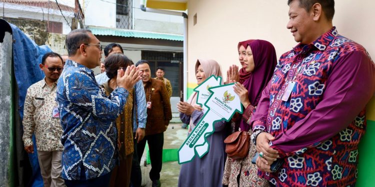 Pemkot Jakpus Hadir untuk Warga, Rumah Korban Kebakaran Senen Diresmikan