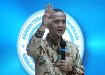 Menteri Transmigrasi Tekankan Kepemimpinan dan Kewaspadaan dalam Misi Perdamaian Dunia di Lebanon