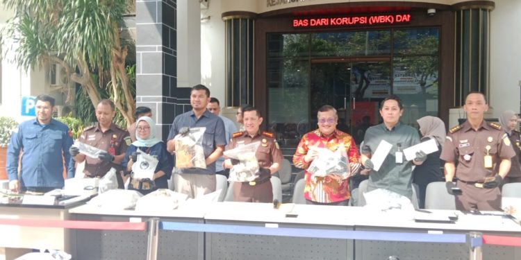 Kejari Jakarta Pusat Musnahkan Barang Bukti dari 331 Perkara Inkracht