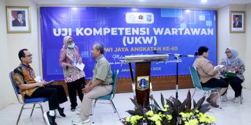 UKW Mandiri PWI Jaya Cetak Pelulusan 100 Persen Pertama di Era Kesit Budi Handoyo