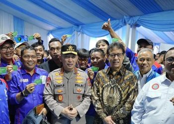 Kapolri Luncurkan Kartu Bhayangkara Prioritas Buruh, Permudah Akses Layanan Kesehatan Pekerja