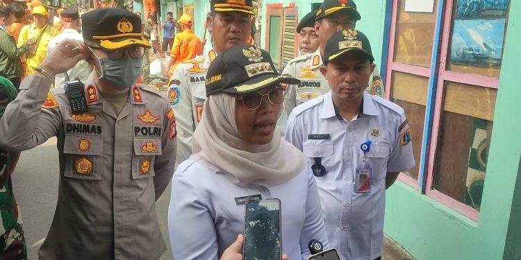 Humanis dan Tegas, Camat Tanah Abang Pimpin Penertiban Bangunan Liar di Kampung Bali