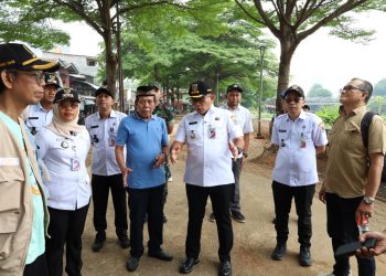 Pemkot Jakpus Tata Bantaran BKB Jati Pinggir Jadi Ruang Publik, Warga UMKM Disiapkan Solusi