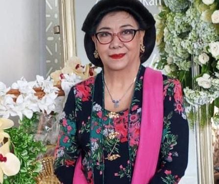 Ir. Hj . Yullie Santoso: Merawat Tradisi, Membaca Selera Generasi Z