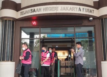 Kejari Jakpus Terima Tahap II Lima Tersangka Korupsi Tambang PT QSS