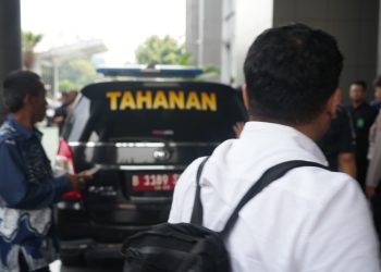 Febry Adriansyah dan Dua Tersangka Lain Dilimpahkan ke Jaksa Kejari Jaksel