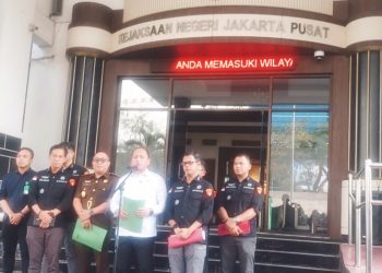 Kejagung Serahkan 6 Tersangka Korupsi Program MBG ke JPU Kejari Jakpus